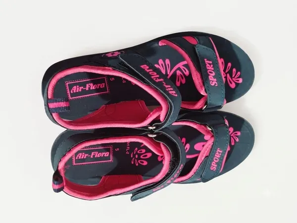 Black_And_Pink_Floral_Detail_Sport_Sandals_For_Women