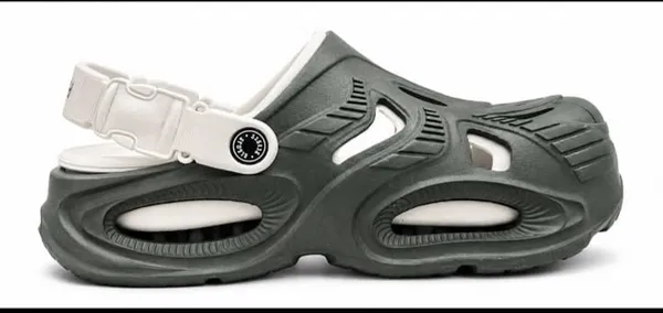 Grey_Molded_Slip-On_Clogs_For_Men