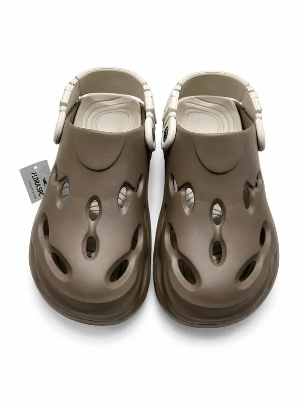 Brown_Casual_Slip-On_Clogs_For_Men