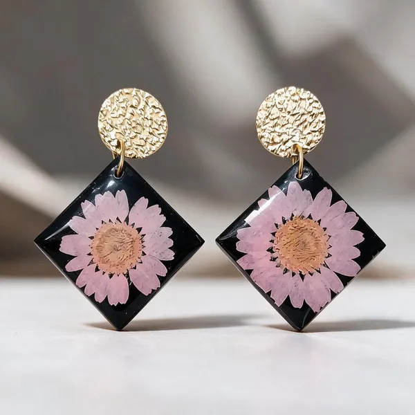 Black_Resin_Floral_Diamond_Drop_Earrings_For_Women