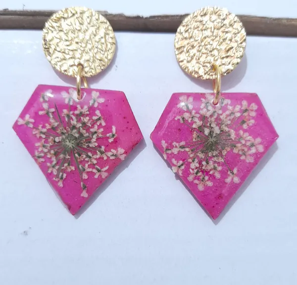 Pink_Resin_Dried_Floral_Geometric_Drop_Earrings_For_Women