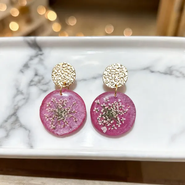 Pink_Resin_Dried_Floral_Round_Drop_Earrings_For_Women