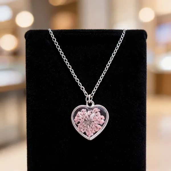 Silver_Tone_Resin_Floral_Heart_Pendant_Necklace_For_Women