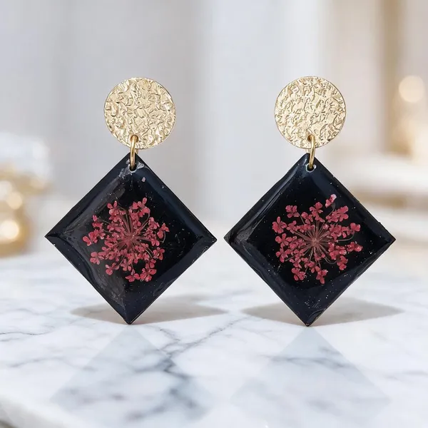 Black_Resin_Floral_Diamond_Drop_Earrings_For_Women