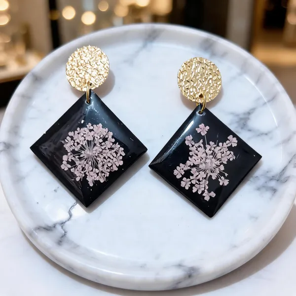 Black_And_Gold_Resin_Floral_Drop_Earrings_For_Women