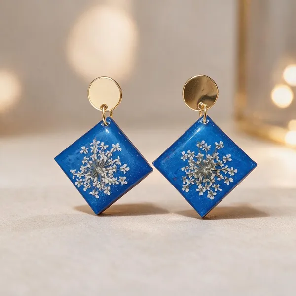 Blue_Resin_Floral_Square_Drop_Earrings_For_Women