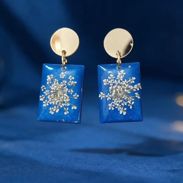 Blue_Resin_Floral_Drop_Earrings_For_Women