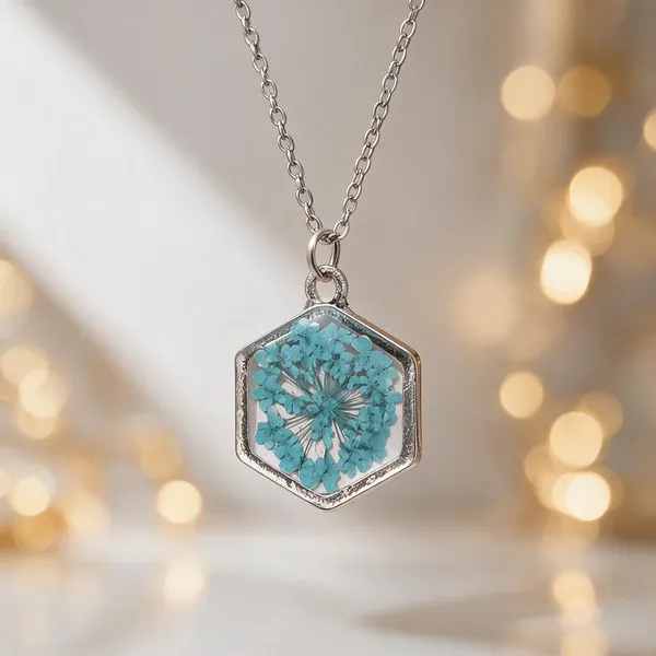 Silver_And_Blue_Resin_Floral_Hexagonal_Pendant_Necklace_For_Women