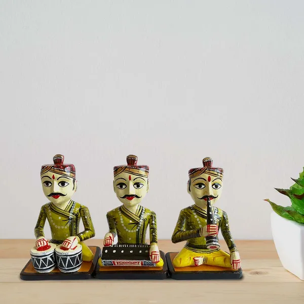 Handpainted_Wooden_Musician_Set_From_Bassi_Chittorgarh