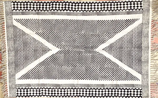 Hand_Blockprinted_Cotton_Rug_Black_Overall_Pattern
