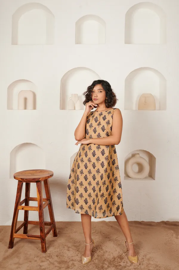 A-Line_Midi_Dress