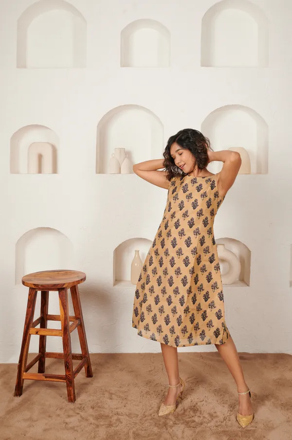 A-Line_Midi_Dress