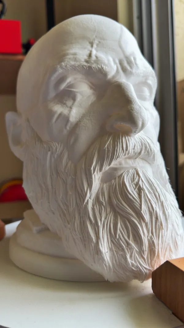KRATOS_HEADPHONE_STAND