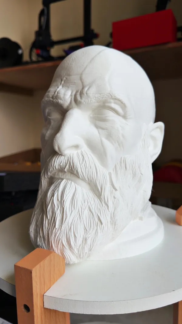 KRATOS_HEADPHONE_STAND