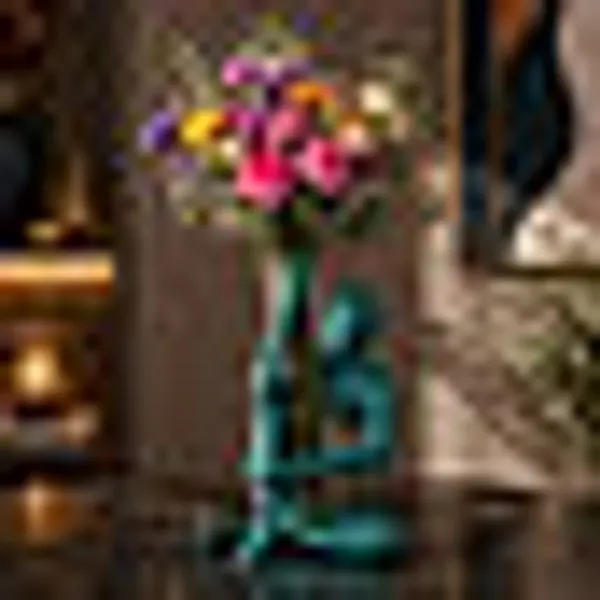 Pla_Abstract_Human_Figure_Flower_Holder_Vase