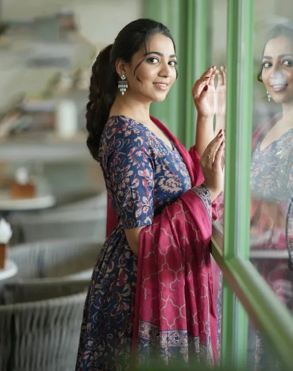 Womens_Rayon_Printed_Anarkali_Kurta_Pant_With_Dupatta