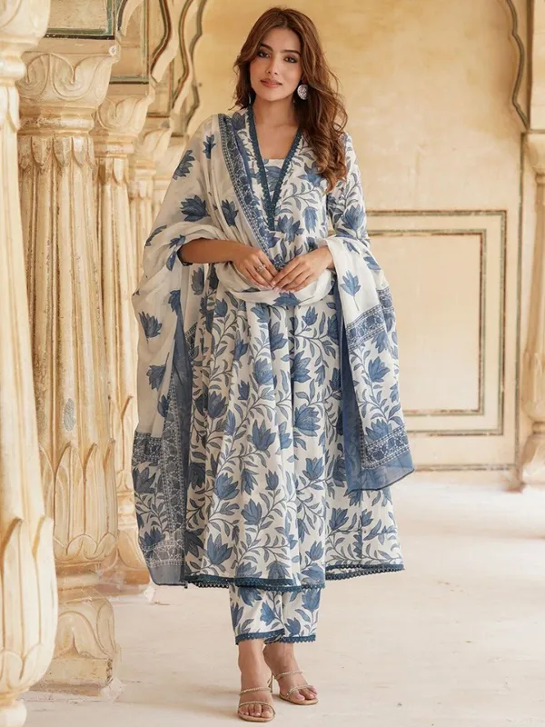 Women's_Rayon_Printed_Anarkali_Kurta_Pant_With_Dupatta