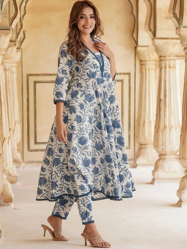 Women's_Rayon_Printed_Anarkali_Kurta_Pant_With_Dupatta