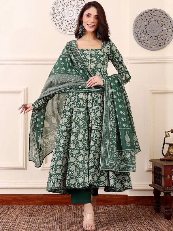Women's_Rayon_Printed_Anarkali_Kurta_Pant_With_Dupatta