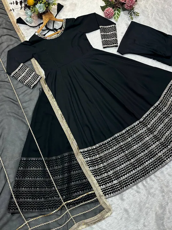 Women's_Black_Rayon_Embroidered_Anarkali_Suit_Set__Set_With_Dupatta