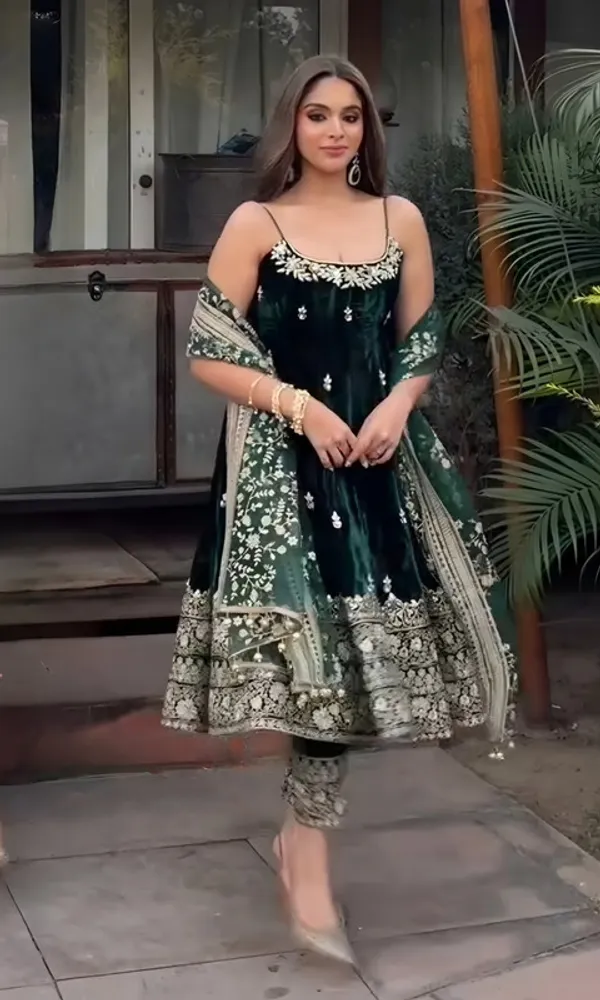 Women's_Vichitra_Silk_Embroidery_Anarkali_Gown_Pant_With_Dupatta