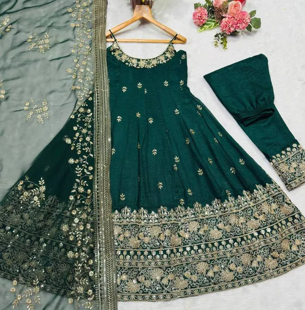 Womens_Vichitra_Silk_Embroidery_Anarkali_Gown_Pant_With_Dupatta