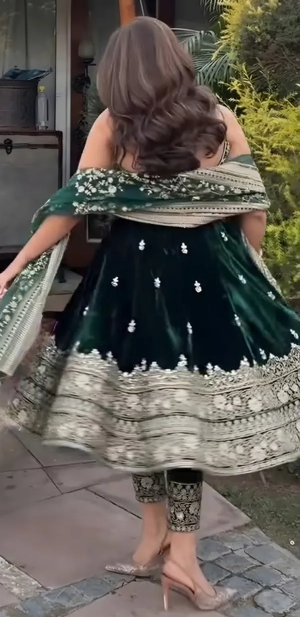 Womens_Vichitra_Silk_Embroidery_Anarkali_Gown_Pant_With_Dupatta