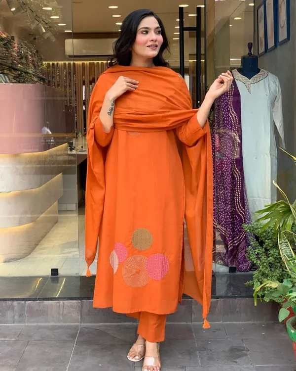 Women's_Rayon_Slub_Embroidery_Straight_Kurta_Pant_With_Dupatta