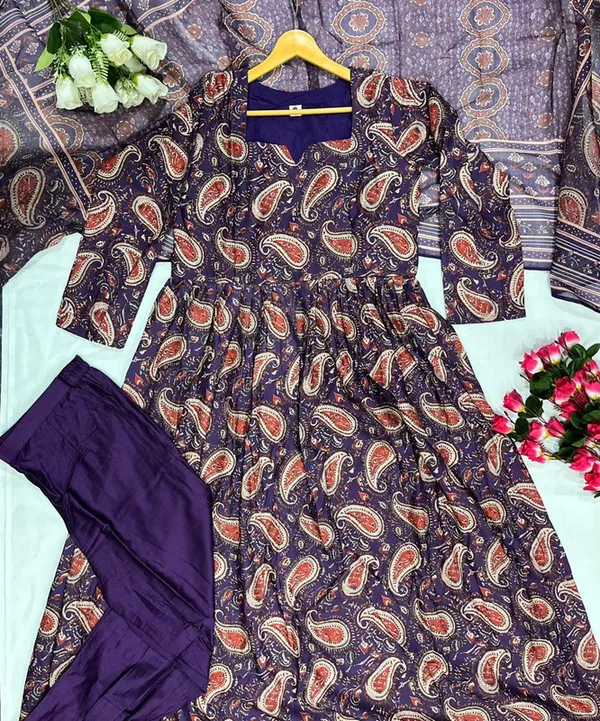 Women_Rayon_Blend_Embroidery_Kurta_Pant_Set_With_Dupatta