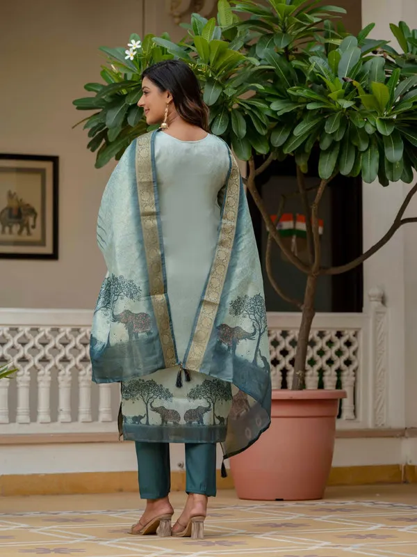 Women's_Jacquard_Silk_Printed_Straight_Kurta_Pant_With_Dupatta