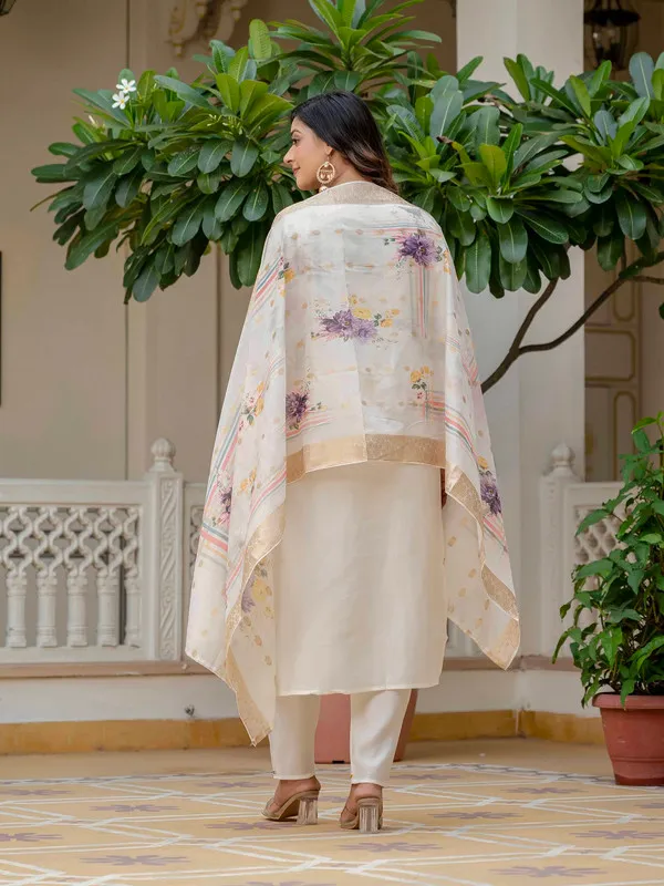 Women_Roman_Silk_Embroidery_Kurta_Pant_Set_With_Dupatta