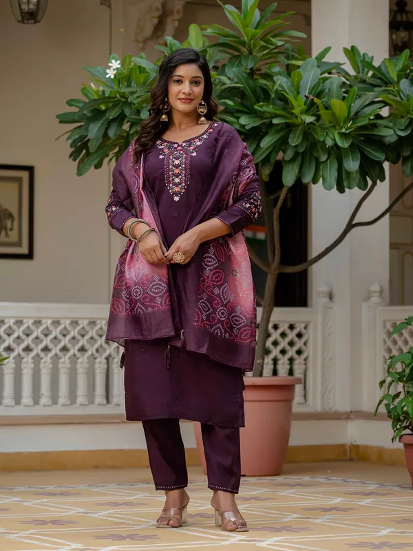 Women_Roman_Silk_Embroidery_Kurta_Pant_Set_With_Dupatta