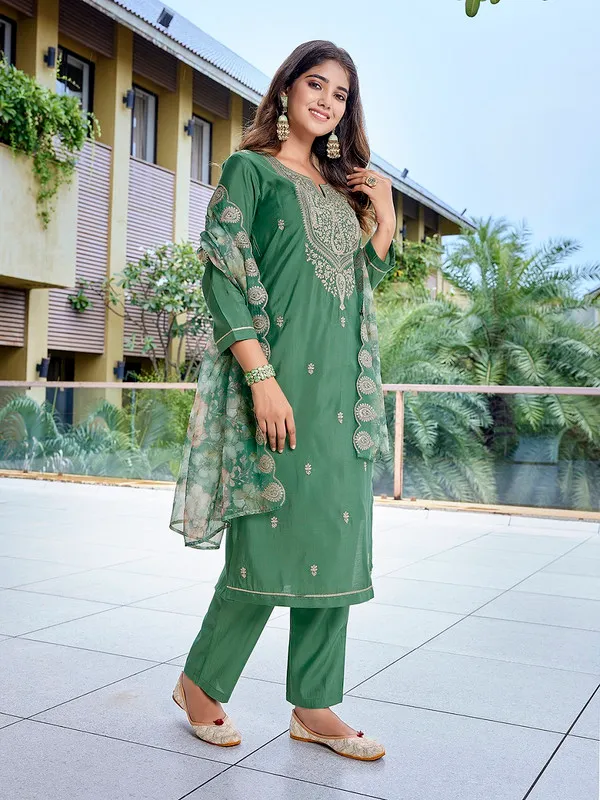 Women's_Viscose_Chanderi_Embroidery_Straight_Kurta_Pant_With_Dupatta