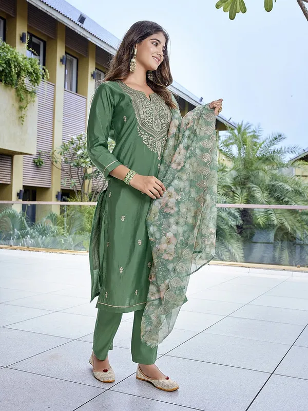 Women's_Viscose_Chanderi_Embroidery_Straight_Kurta_Pant_With_Dupatta