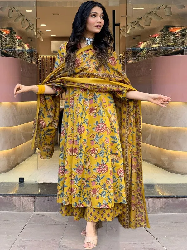Women's_Viscose_Printed_Anarkali_Kurta_Plazzo_With_Dupatta