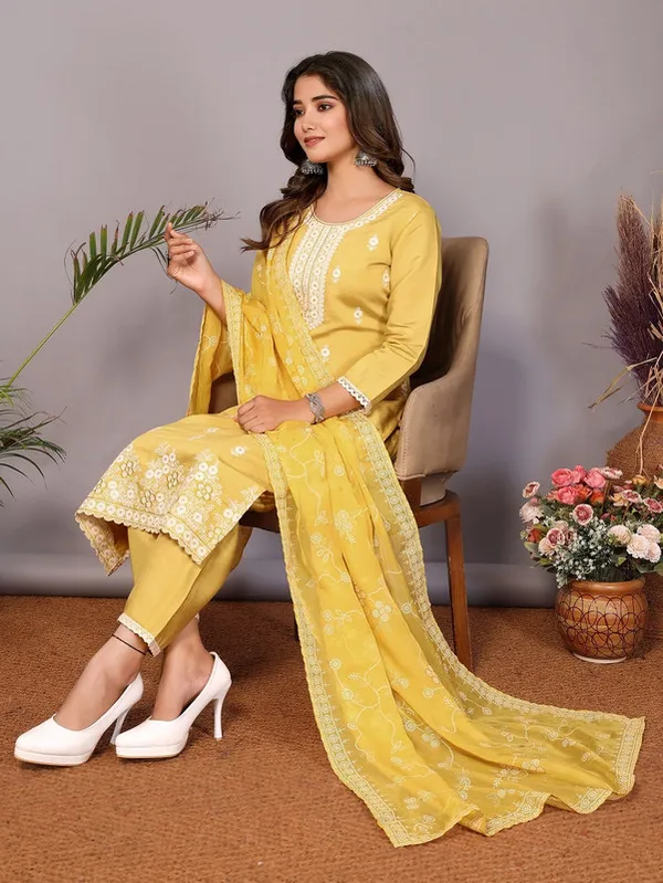 Women's_Chanderi_Embroidery_Straight_Kurta_Pant_With_Dupatta
