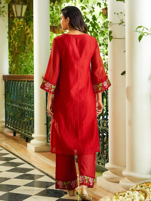 Women's_Chanderi_Embroidery_Straight_Kurta_Pant_With_Dupatta