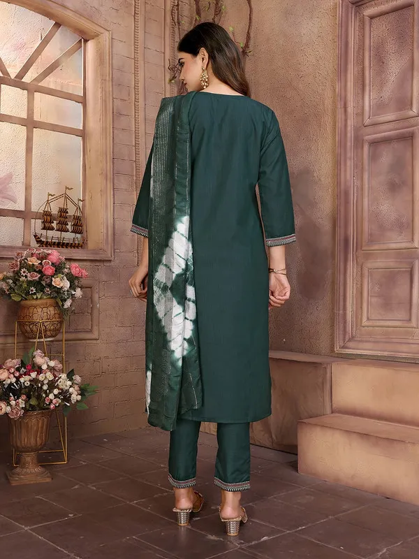 Women's_Viscose_Embroidery_Straight_Kurta_Pant_With_Dupatta