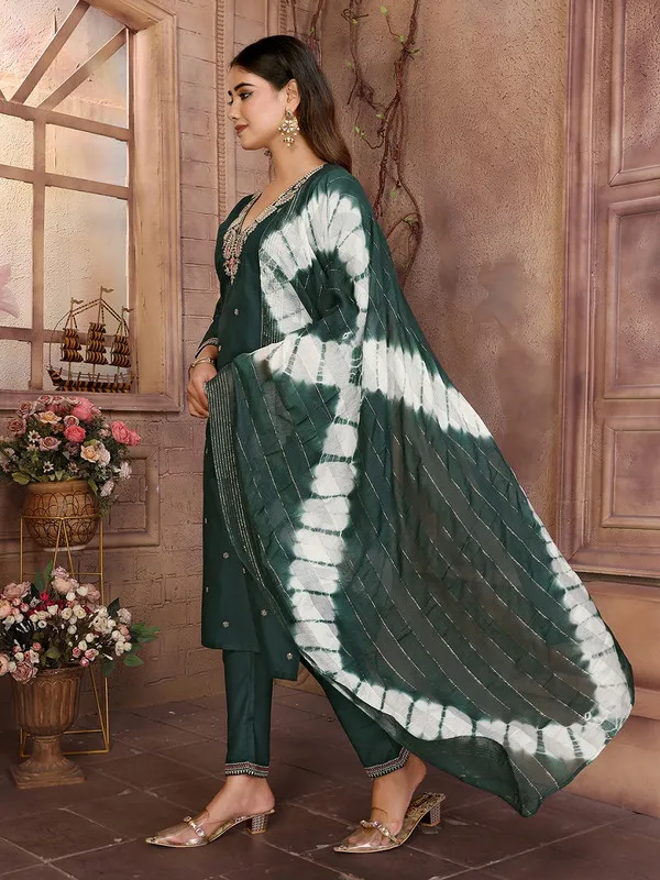 Womens_Viscose_Embroidery_Straight_Kurta_Pant_With_Dupatta
