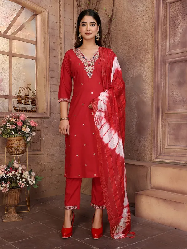 Womens_Viscose_Embroidery_Straight_Kurta_Pant_With_Dupatta