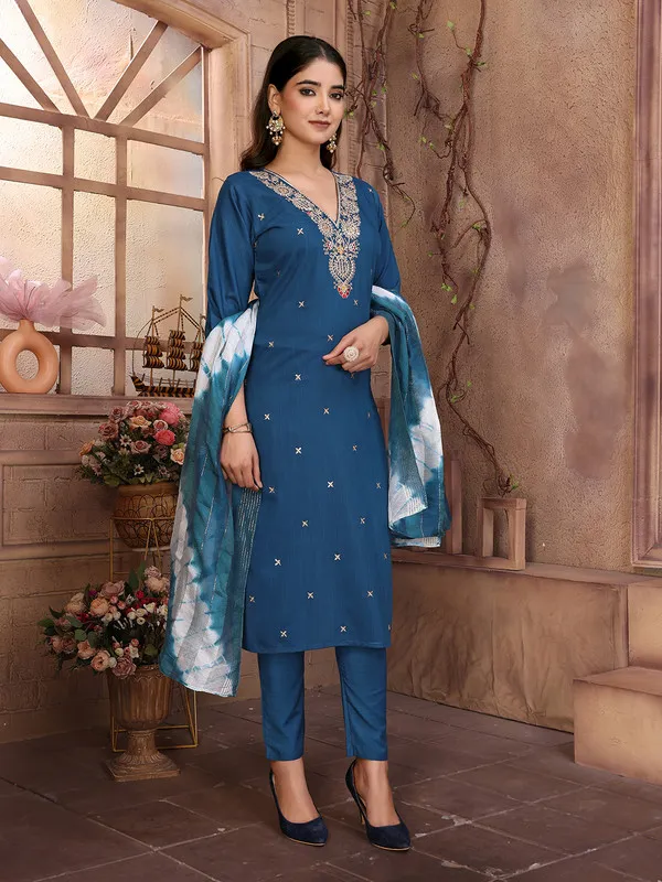 Women's_Viscose_Embroidery_Straight_Kurta_Pant_With_Dupatta