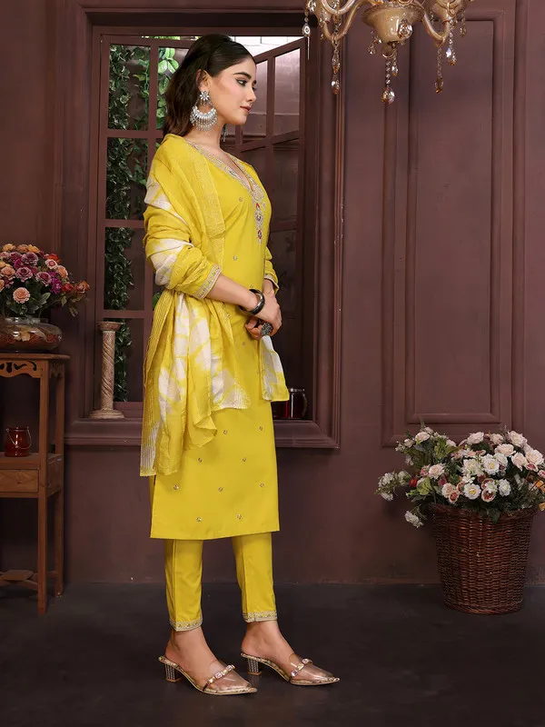 Womens_Viscose_Embroidery_Straight_Kurta_Pant_With_Dupatta