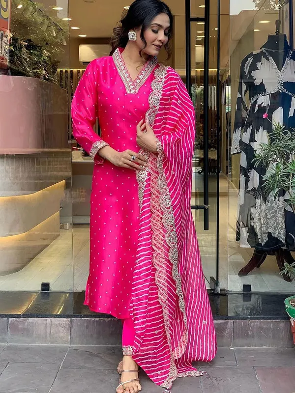Women's_Chanderi_Embroidery_Straight_Kurta_Pant_With_Dupatta