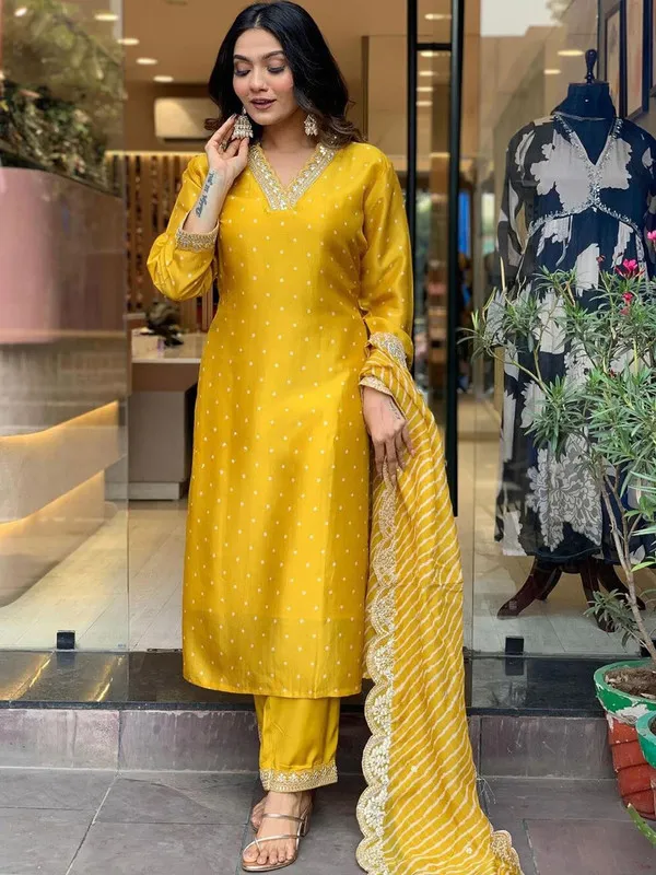 Women's_Chanderi_Embroidery_Straight_Kurta_Pant_With_Dupatta