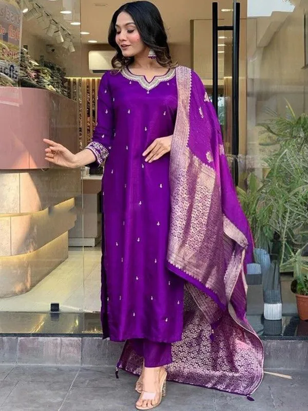 Womens_Chanderi_Embroidered_Straight_Kurta_Pant_With_Dupatta