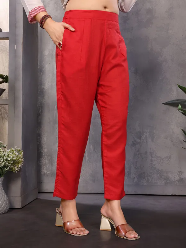 Women's_Cotton_Embroidery_design_Straight_Kurta_Pant_With_Dupatta