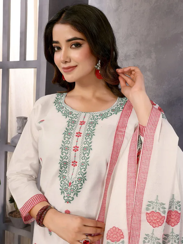 Womens_Cotton_Embroidery_Design_Straight_Kurta_Pant_With_Dupatta