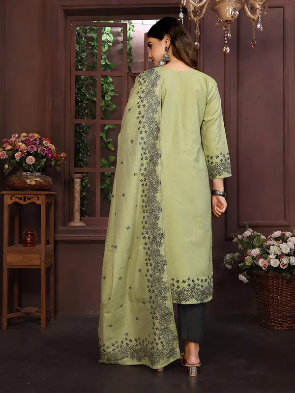 Women's_Cotton_Embroidery_design_Straight_Kurta_Pant_With_Dupatta