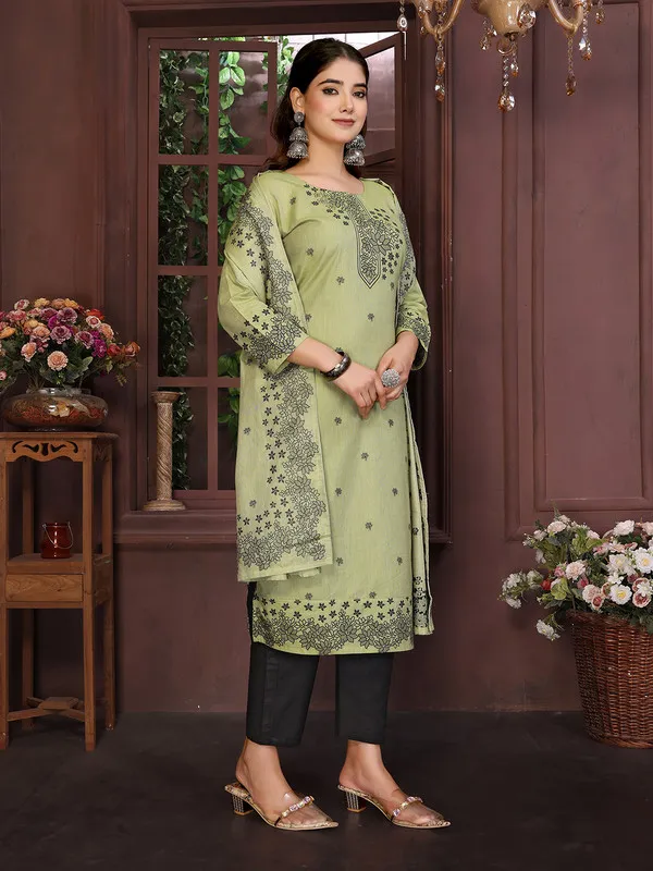 Women's_Cotton_Embroidery_design_Straight_Kurta_Pant_With_Dupatta