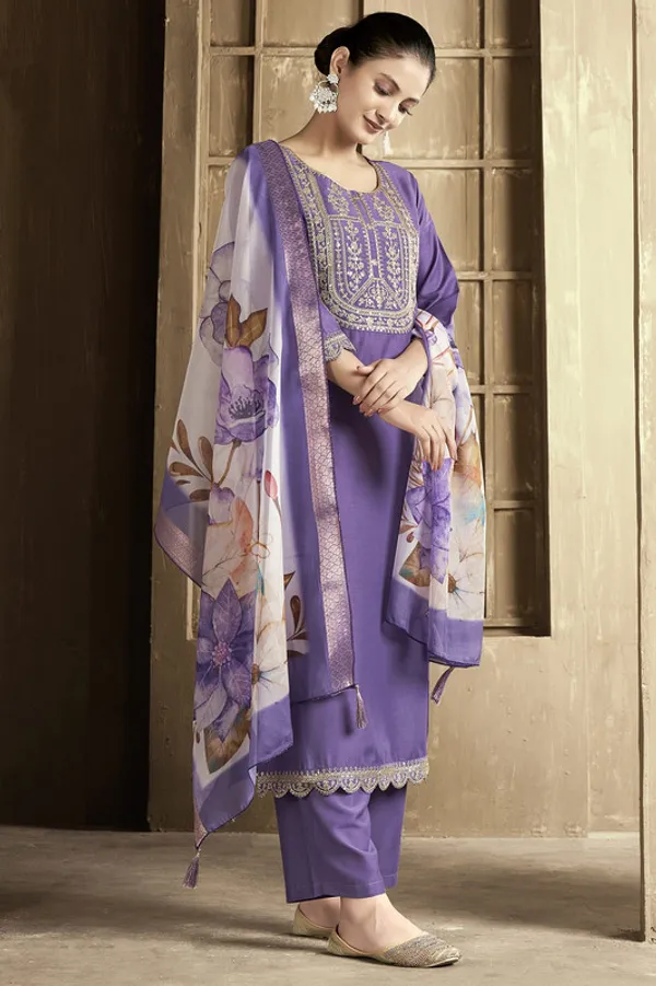 Women's_Chanderi_Embroidered_Straight_Kurta_Pant_With_Dupatta